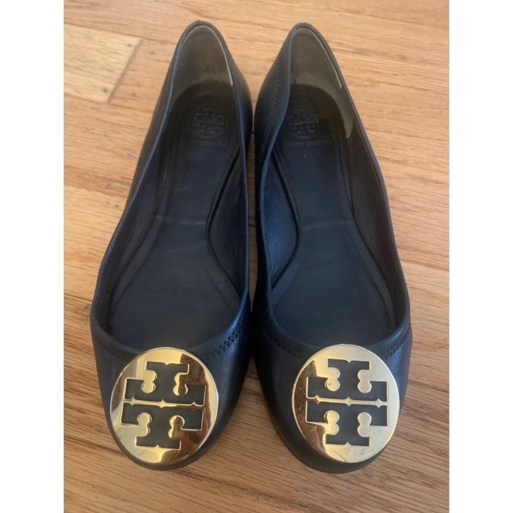 Tory Burch, women’s black Reva flats with gold signature buckle size 8.5